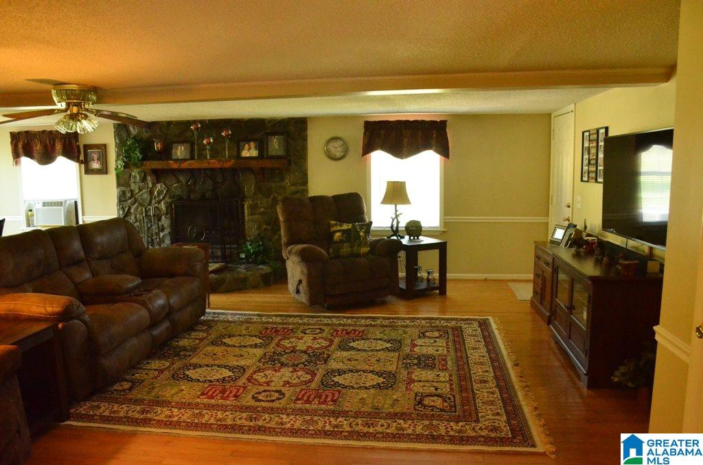 84 Cheatwood Road Talladega, AL 35160 - Photo 6 of 50