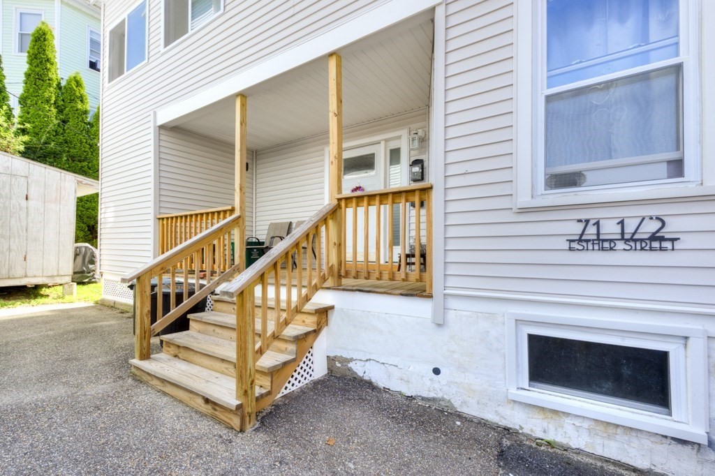 71 Esther Street Worcester, MA 01607 - Photo 3 of 40