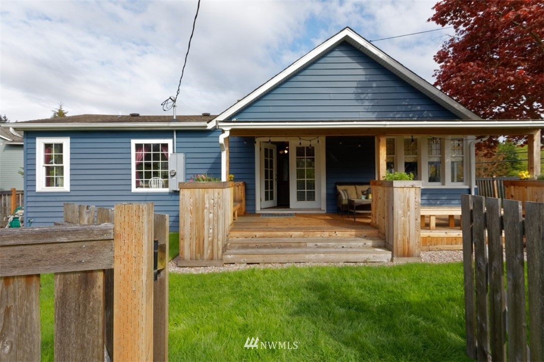 3202 179th Place Southeast Bothell, WA 98012 - Photo 2 of 18 Gallery Image 2