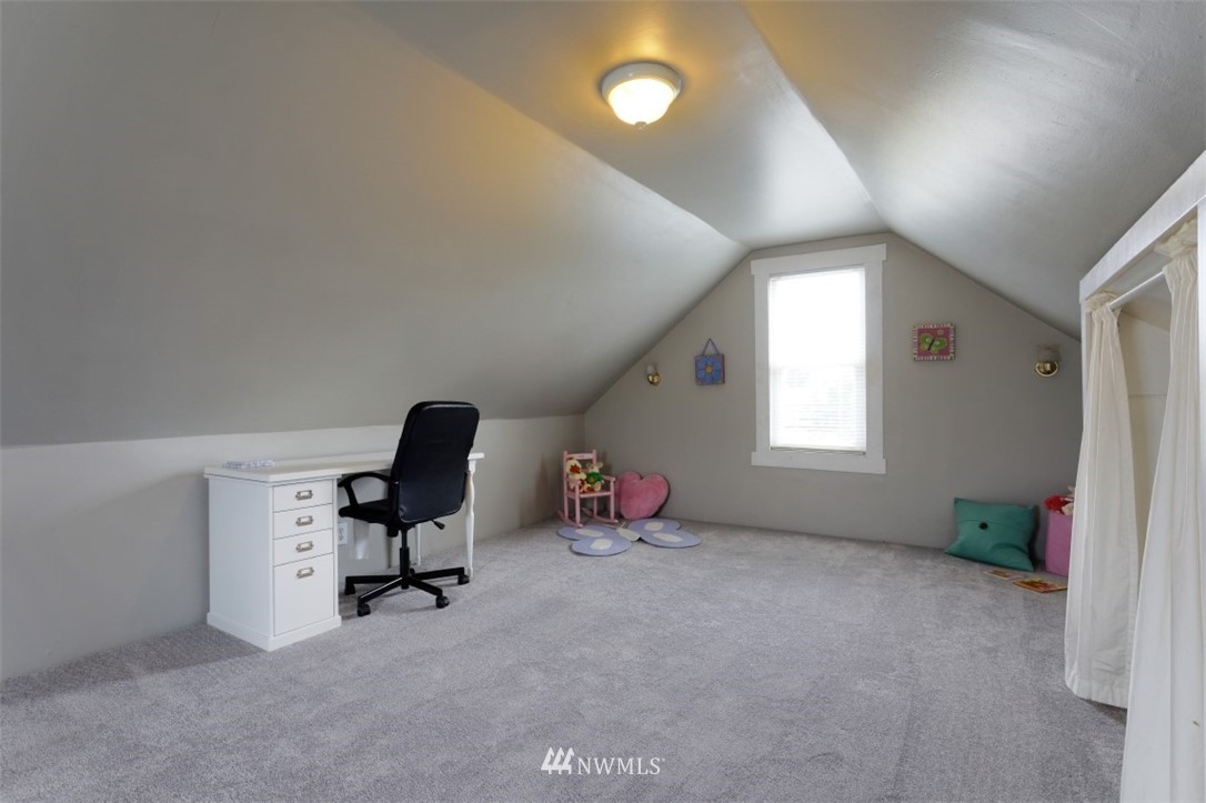 3202 179th Place Southeast Bothell, WA 98012 - Photo 13 of 18 Gallery Image 13