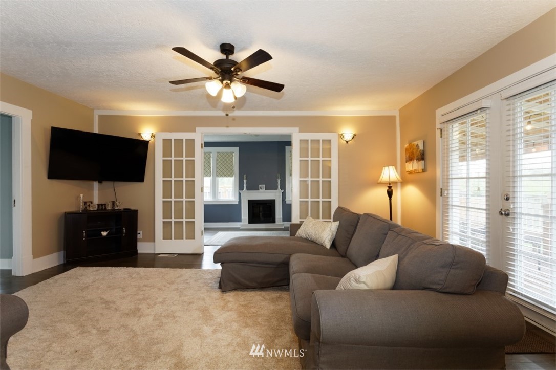 3202 179th Place Southeast Bothell, WA 98012 - Photo 8 of 18 Gallery Image 8