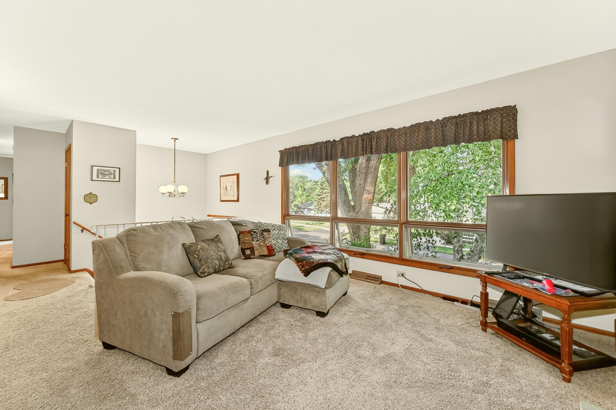2204 11th Avenue Northwest Rochester, MN 55901 - Photo 6 of 22