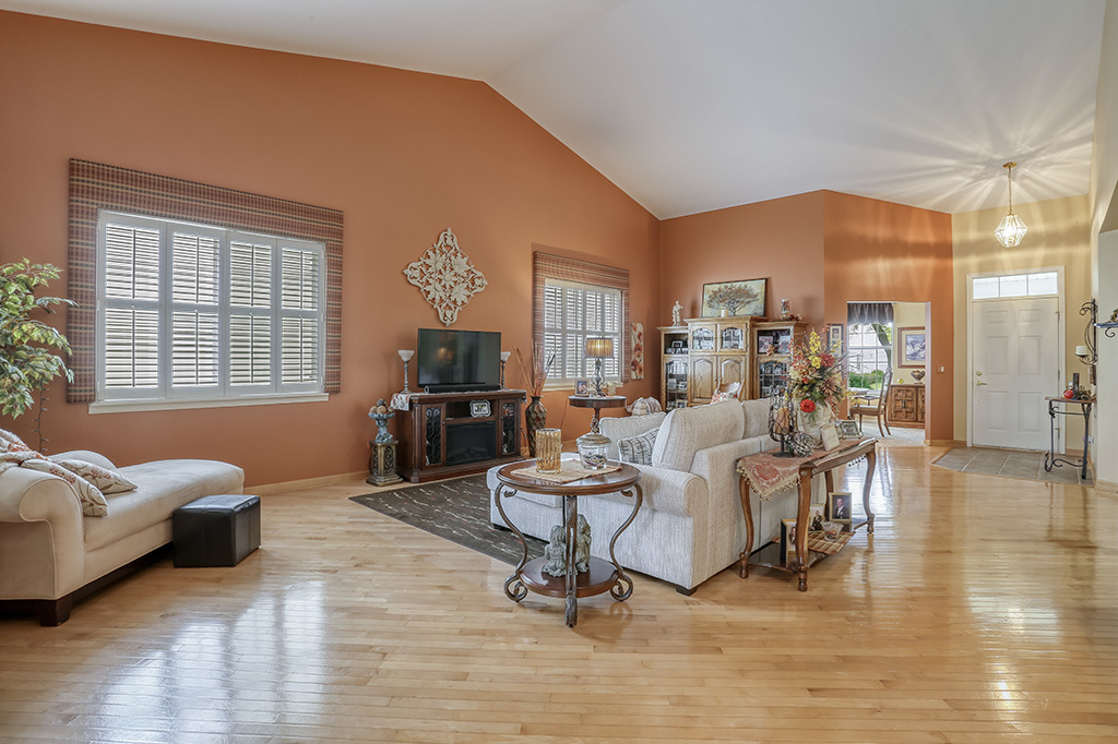 608 Bridgeman Lane Romeoville, IL 60446 - Photo 3 of 30 Gallery Image 3