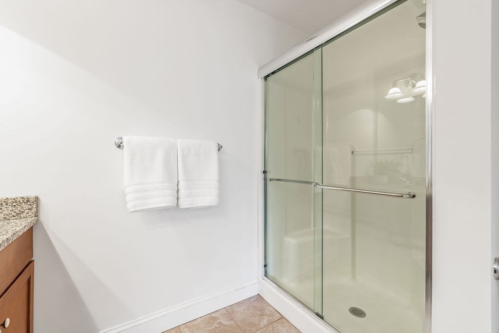 30 Webster Street, Unit 4 Needham, MA 02494 - Photo 20 of 28