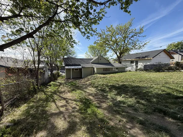 $309,000 | 510 Grant Avenue, Maupin, OR 97037