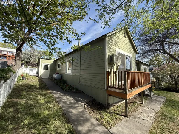 $309,000 | 510 Grant Avenue, Maupin, OR 97037