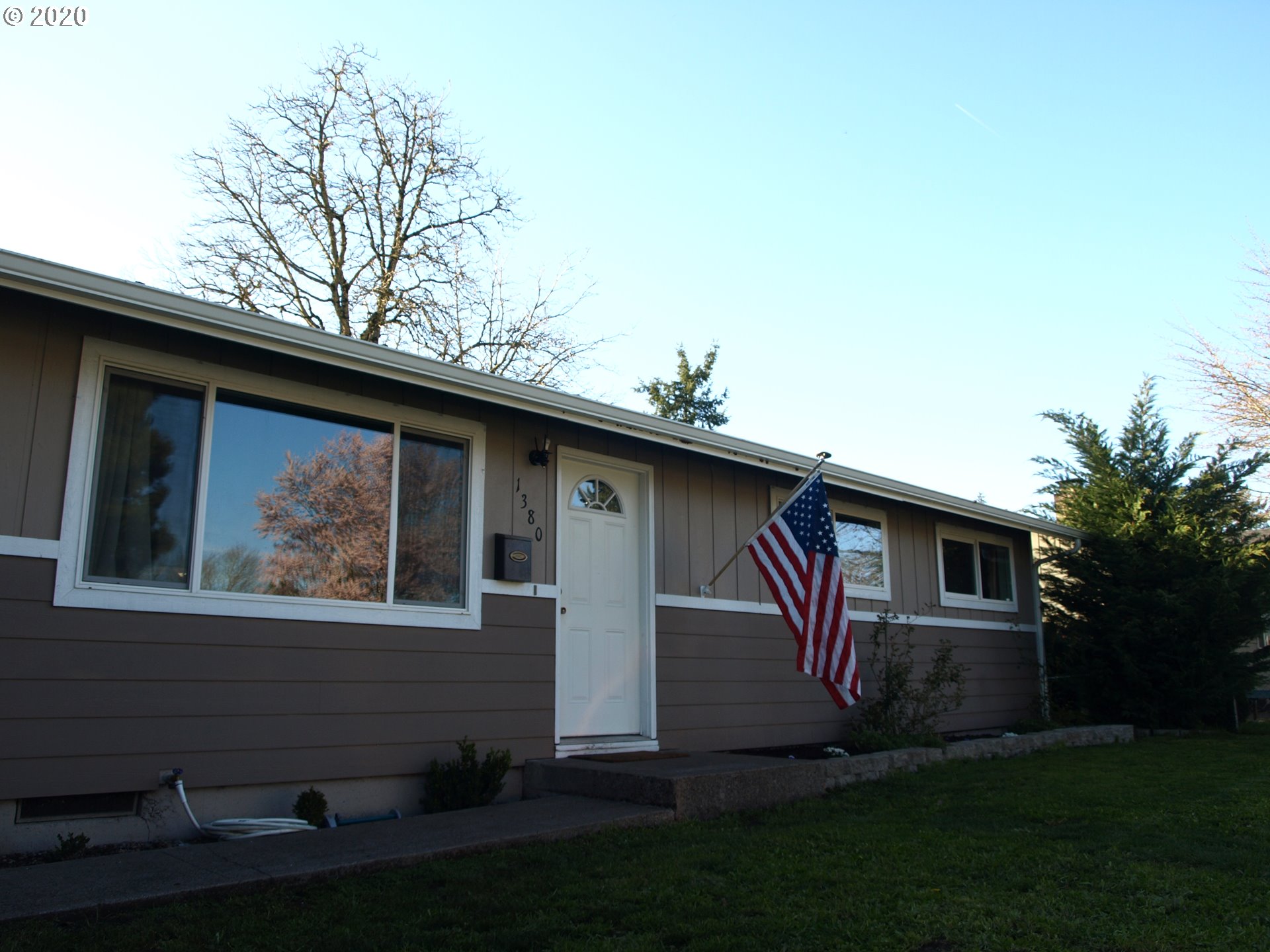 1380 1st Street Springfield, OR 97477 - Photo 1 of 30