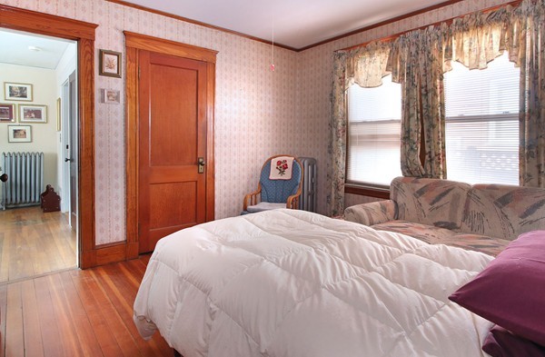 10 Newton Road Arlington, MA 02474 - Photo 5 of 22 Gallery Image 5