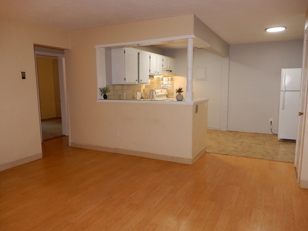 23 Erick Road, Unit 2 Mansfield, MA 02048 - Photo 7 of 22