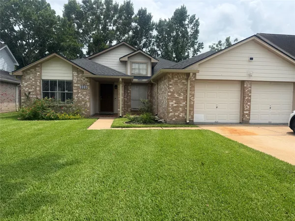 $2,300 | 3806 Carya Circle, Sugar Land, TX 77479
