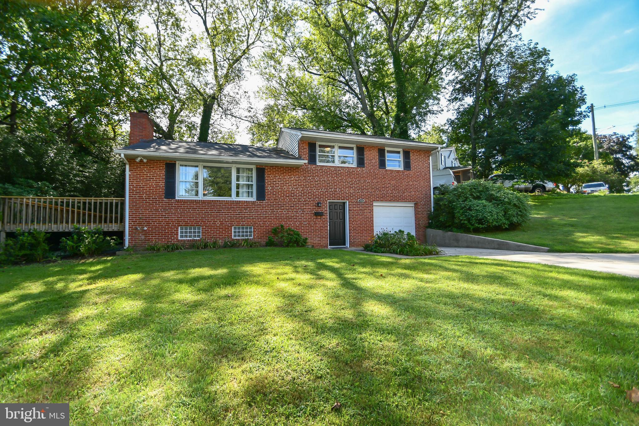 13 Edgeclift Road Towson, MD 21286 - Photo 1 of 34 Welcome Home!