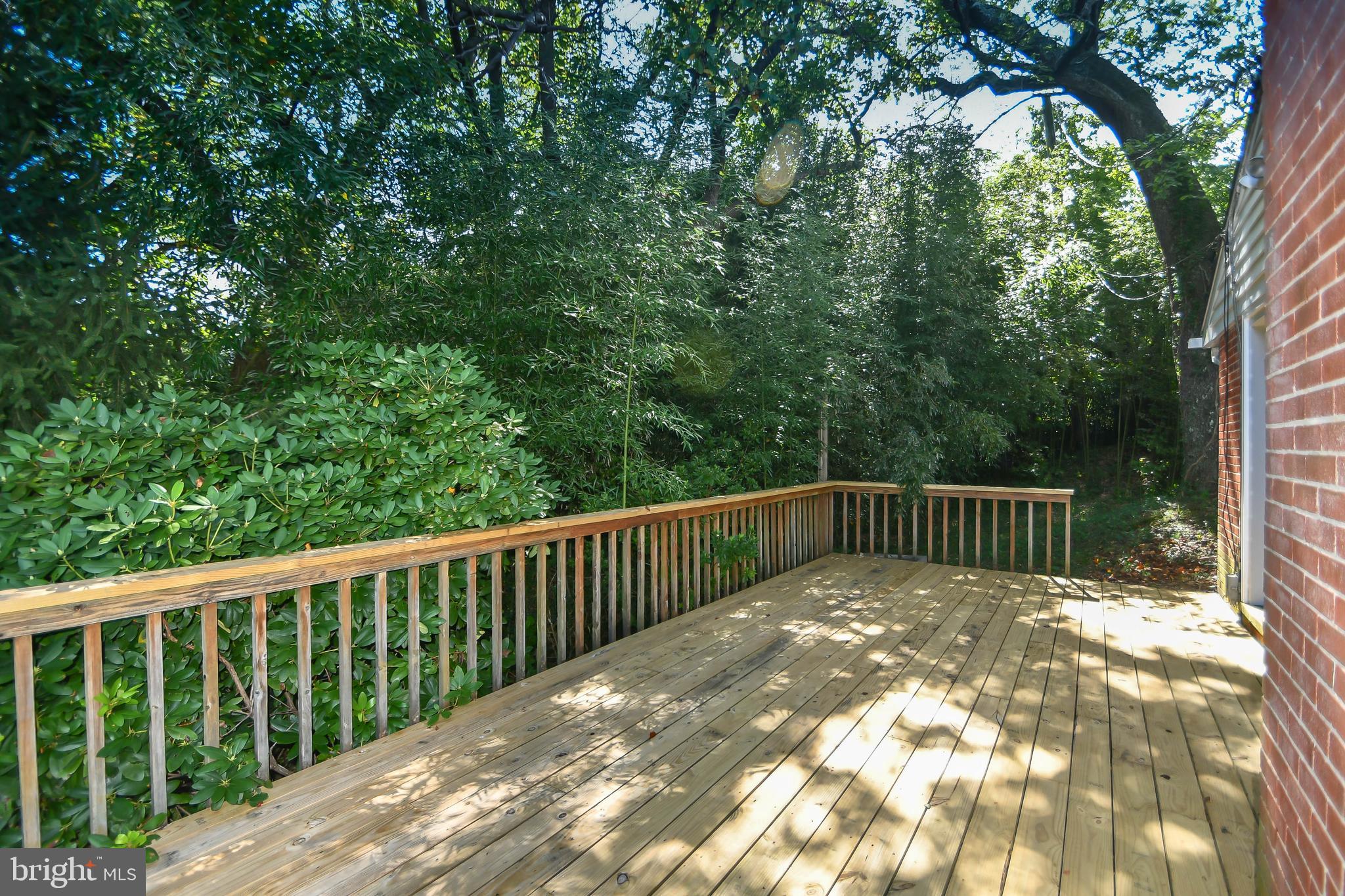13 Edgeclift Road Towson, MD 21286 - Photo 31 of 34 Deck