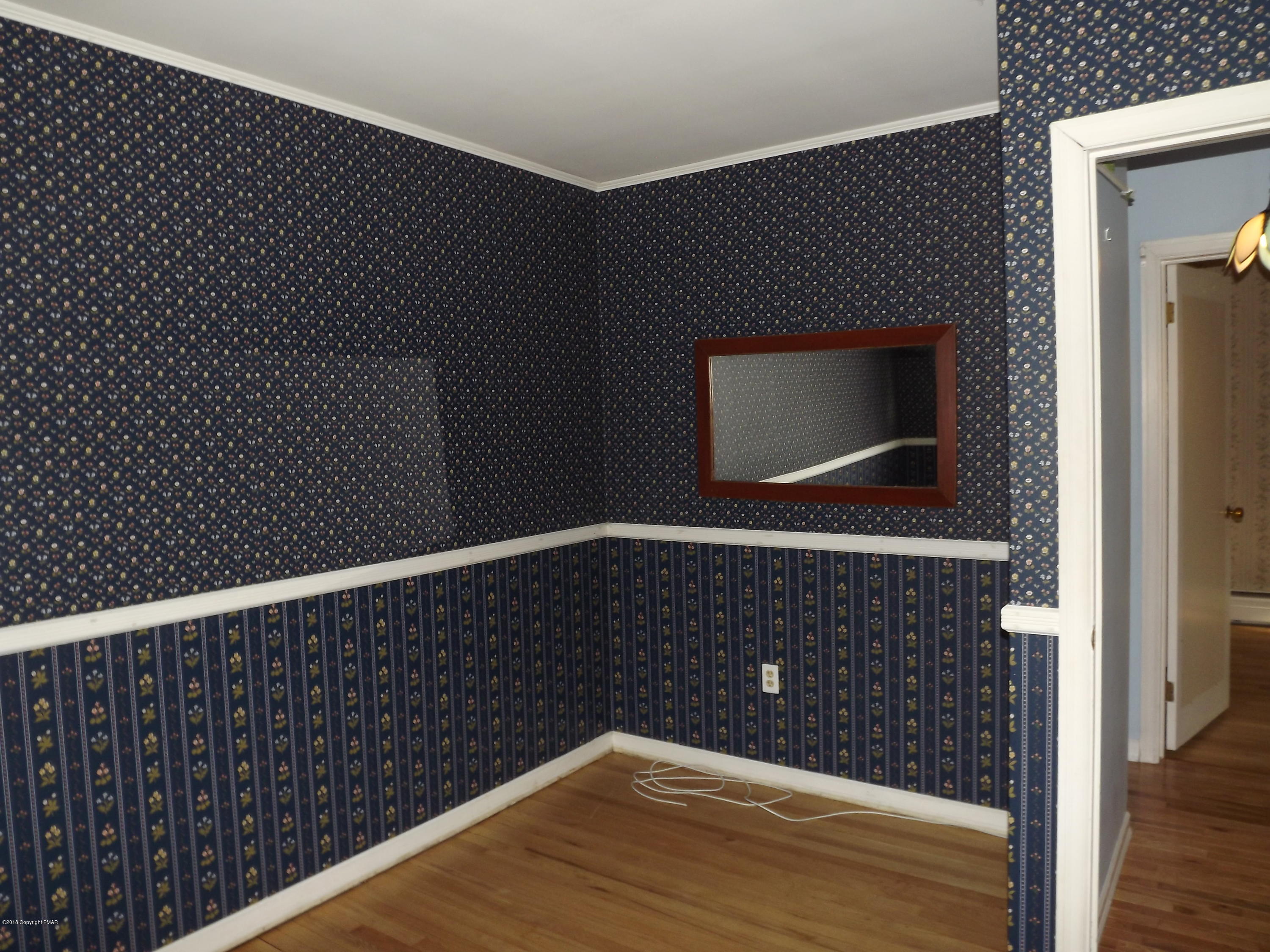 5610 Glenbrook Road Stroudsburg, PA 18360 - Photo 14 of 26 Bedroom 3