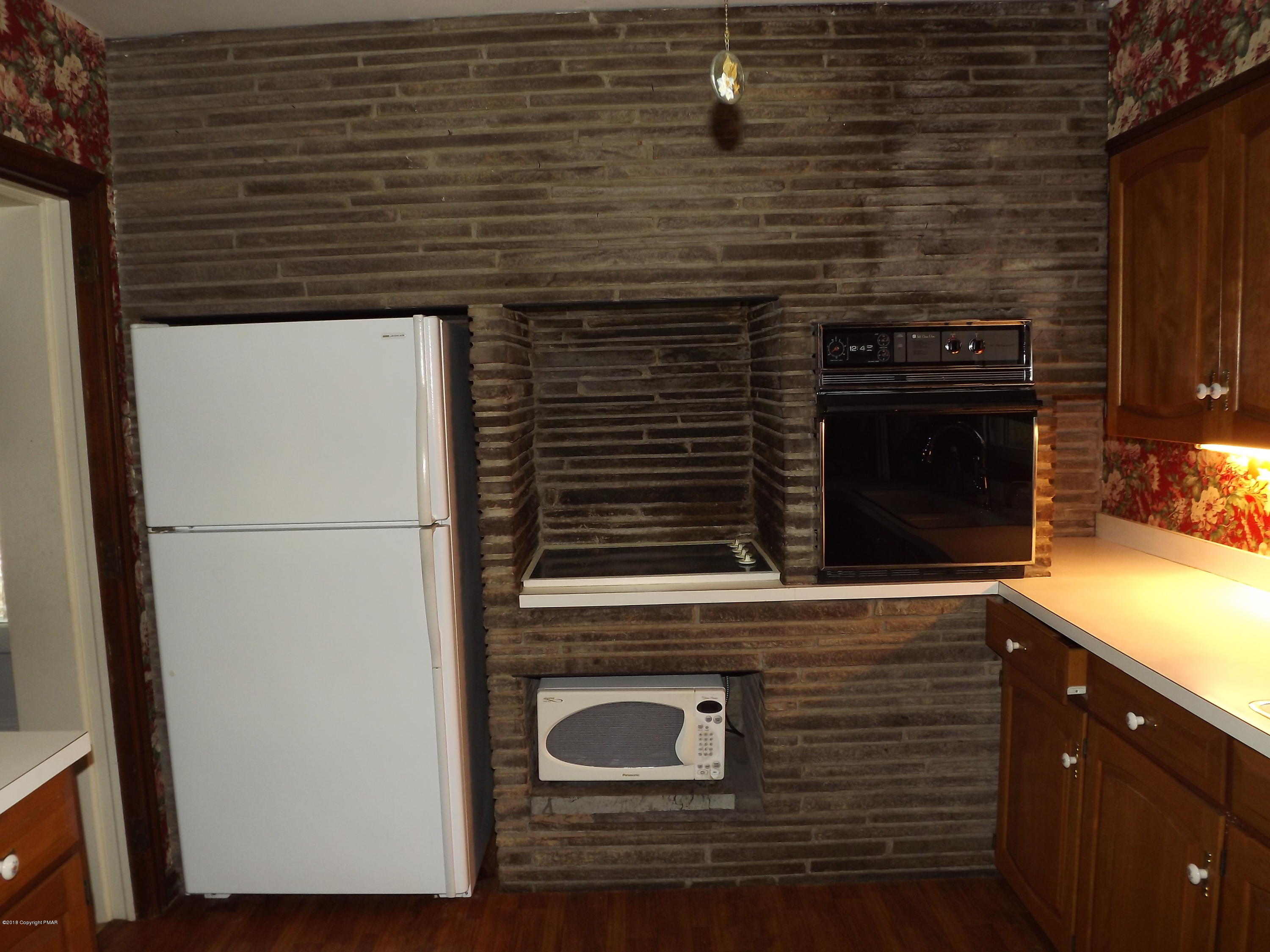 5610 Glenbrook Road Stroudsburg, PA 18360 - Photo 17 of 26 DSCF2839