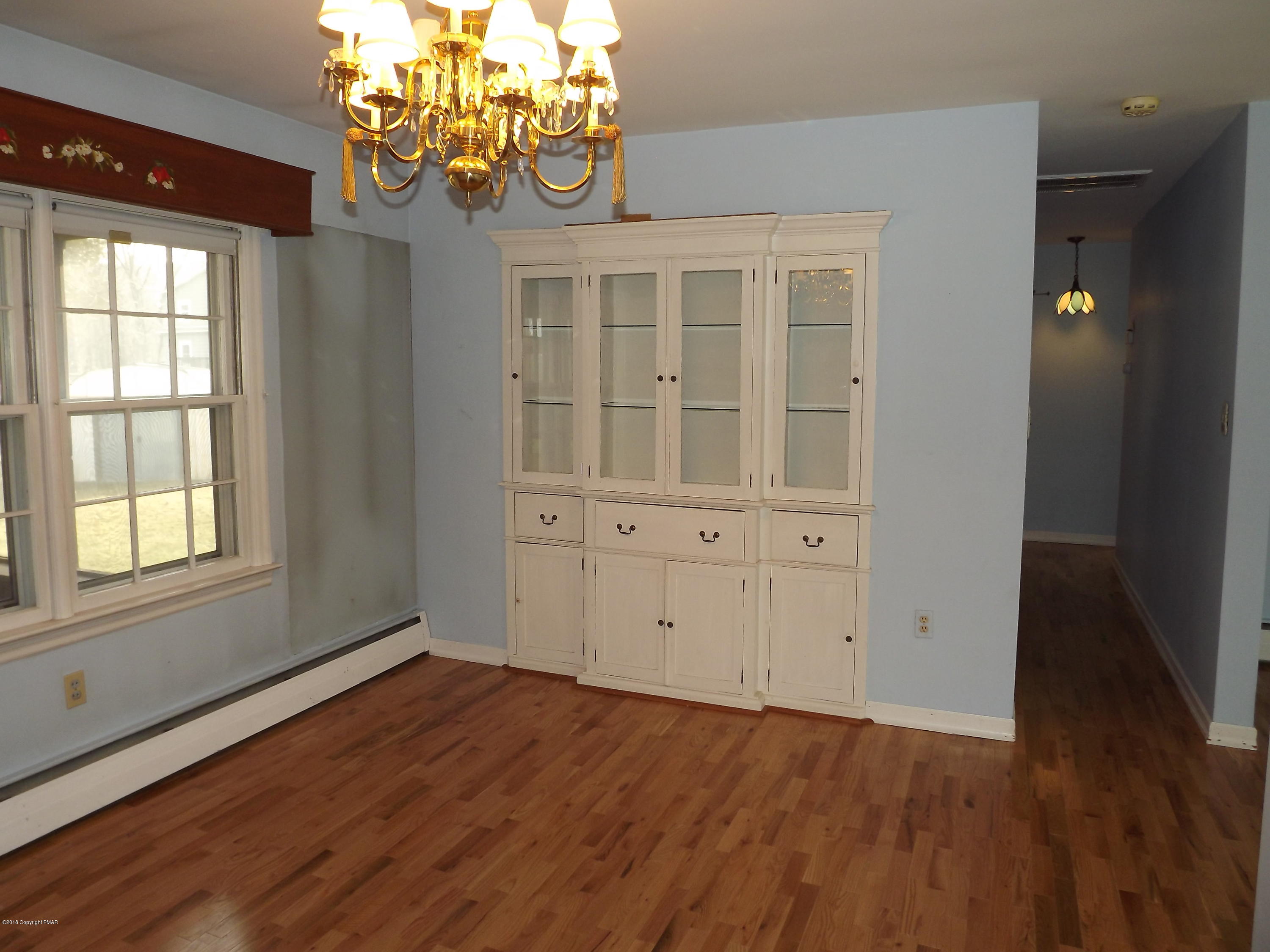 5610 Glenbrook Road Stroudsburg, PA 18360 - Photo 4 of 26 Dining Roon w/ Built in Hutch