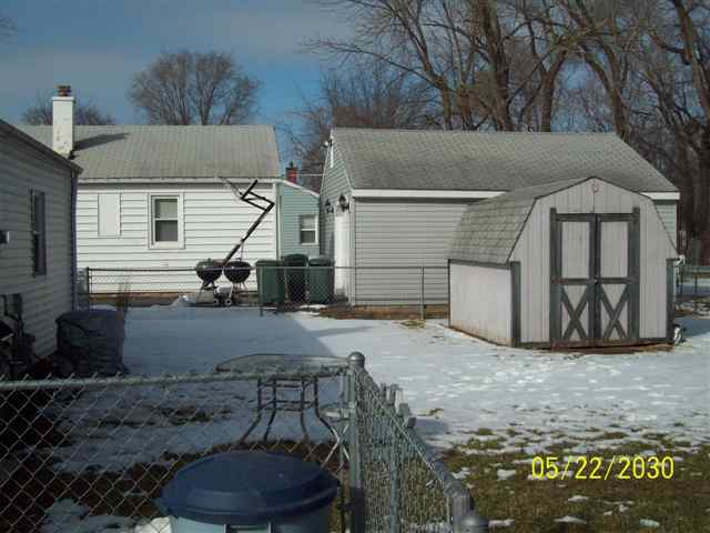 305 Decatur Road Marquette Heights, IL 61554 - Photo 2 of 10 Gallery Image 2