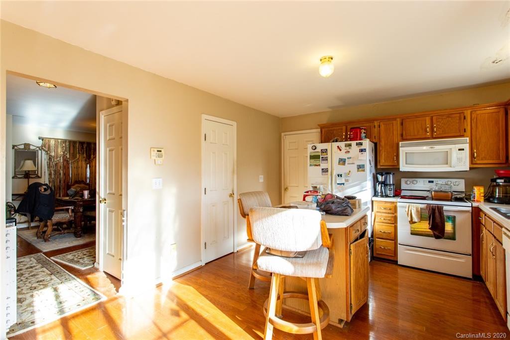 12321 Cardinal Point Road Charlotte, NC 28269 - Photo 12 of 43 Gallery Image 12