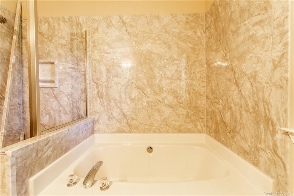 12321 Cardinal Point Road Charlotte, NC 28269 - Photo 28 of 43 Gallery Image 28