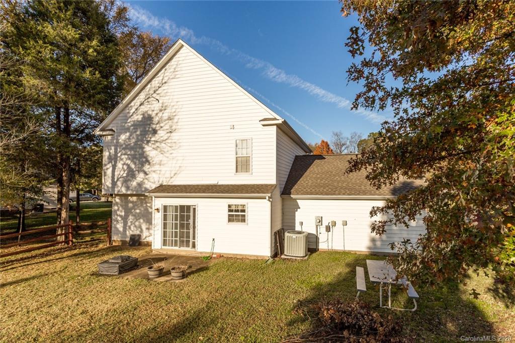 12321 Cardinal Point Road Charlotte, NC 28269 - Photo 40 of 43 Gallery Image 40