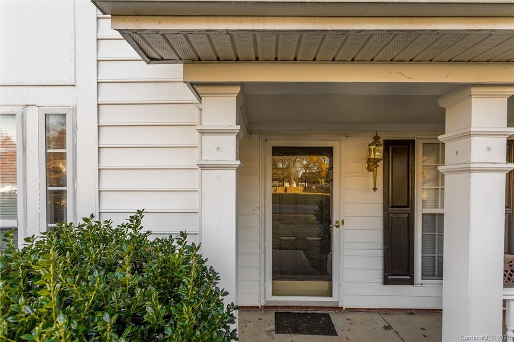 12321 Cardinal Point Road Charlotte, NC 28269 - Photo 5 of 43 Gallery Image 5