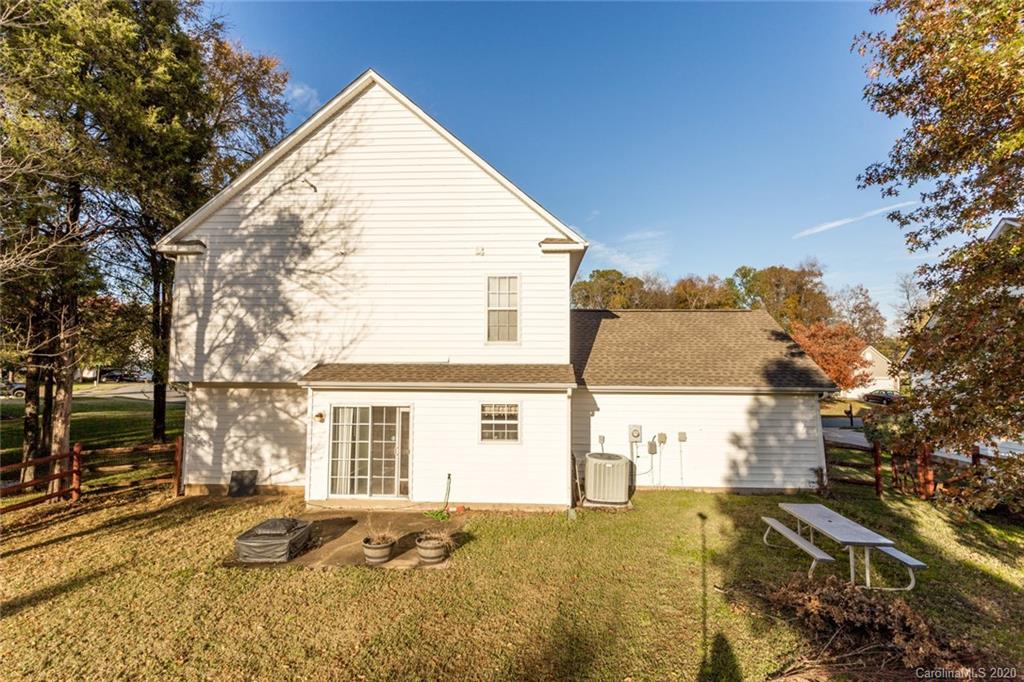 12321 Cardinal Point Road Charlotte, NC 28269 - Photo 42 of 43 Gallery Image 42