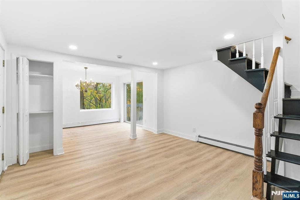 292 Macopin Road Bloomingdale, NJ 07403 - Photo 14 of 25