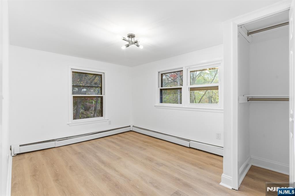 292 Macopin Road Bloomingdale, NJ 07403 - Photo 19 of 25