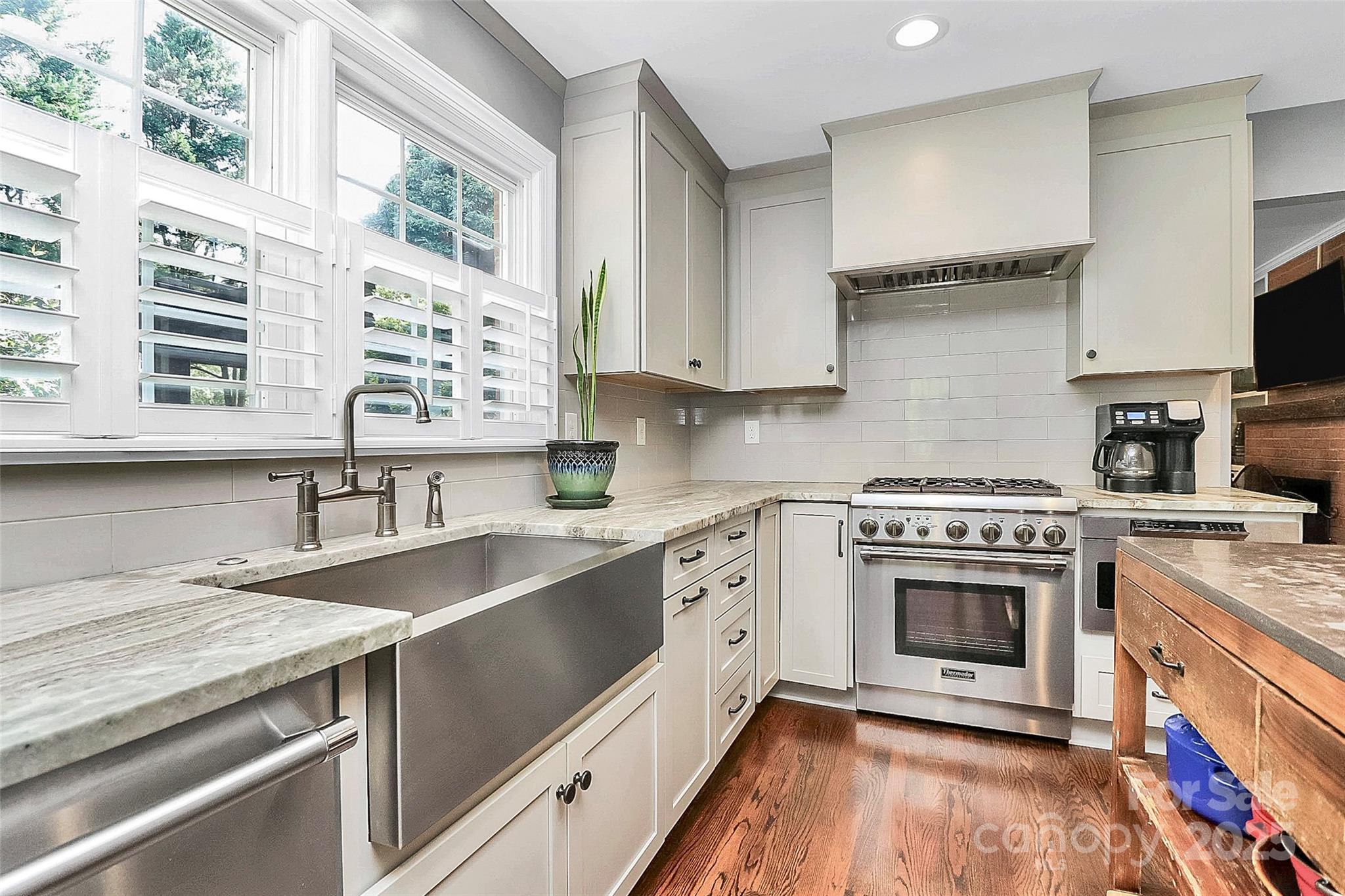 3816 Table Rock Road Charlotte, NC 28226 - Photo 15 of 47