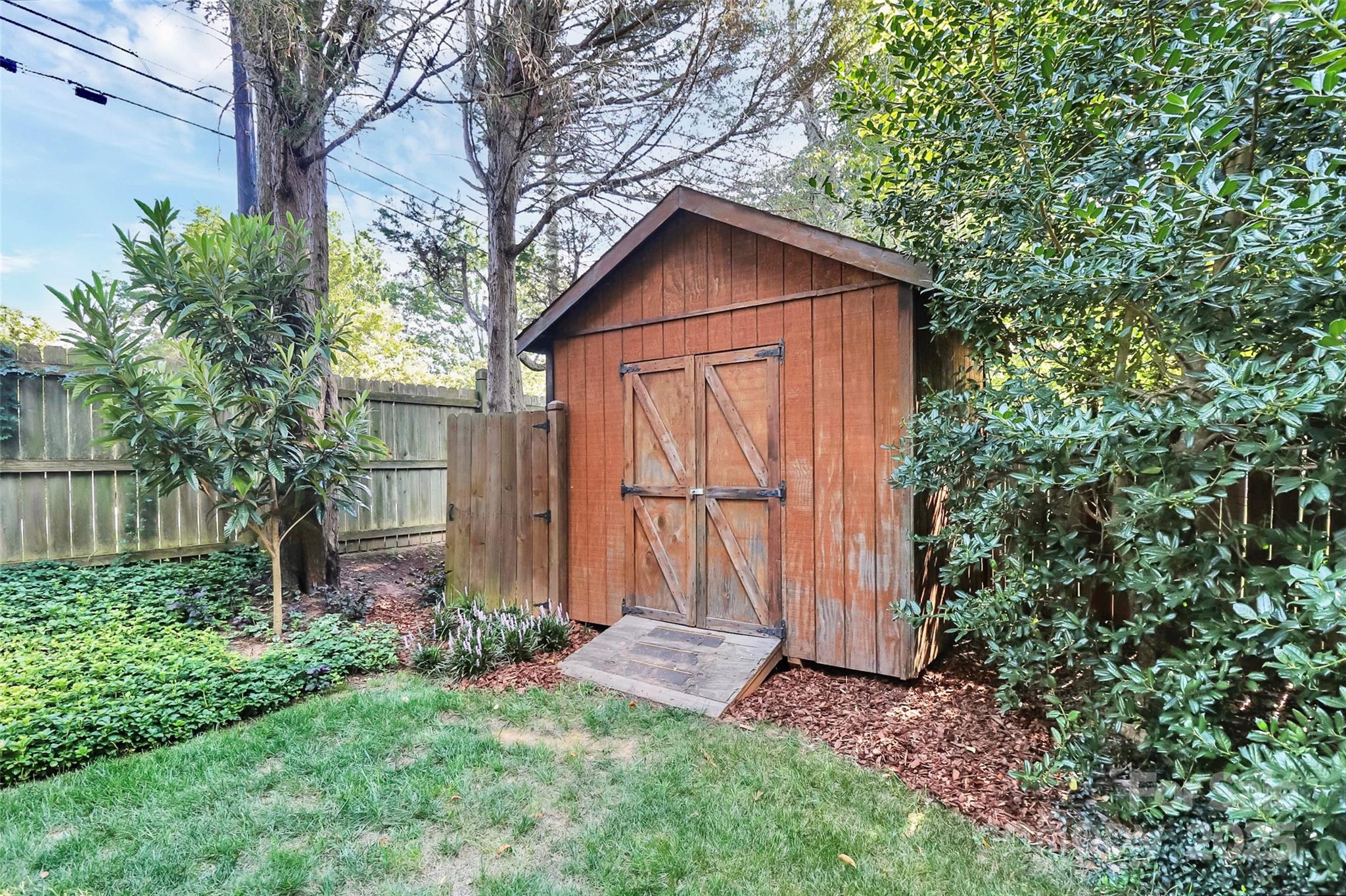 3816 Table Rock Road Charlotte, NC 28226 - Photo 39 of 47