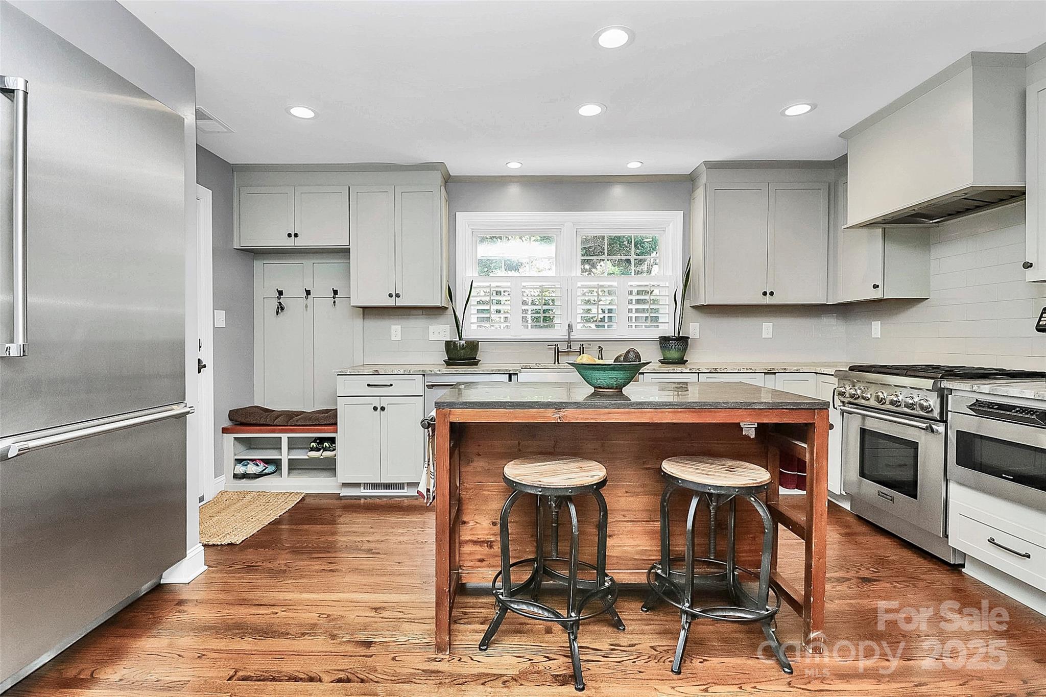 3816 Table Rock Road Charlotte, NC 28226 - Photo 10 of 47