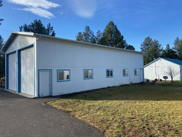19850 Rocking Horse Road Bend, OR 97702 - Photo 16 of 33