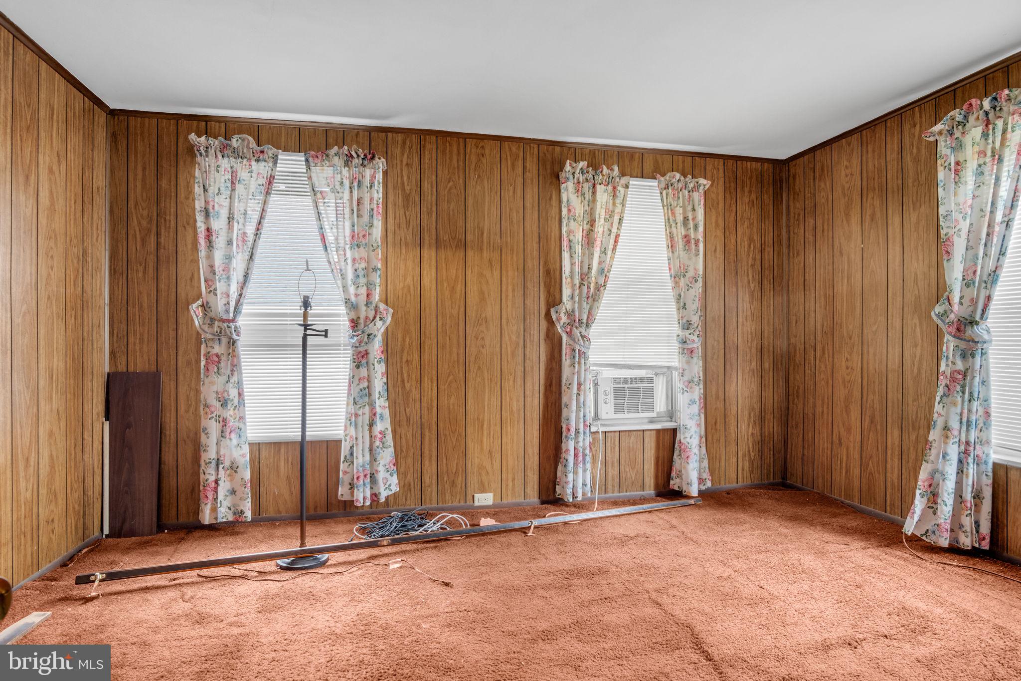 144 North 2nd Street Steelton, PA 17113 - Photo 18 of 29 an empty room with windows