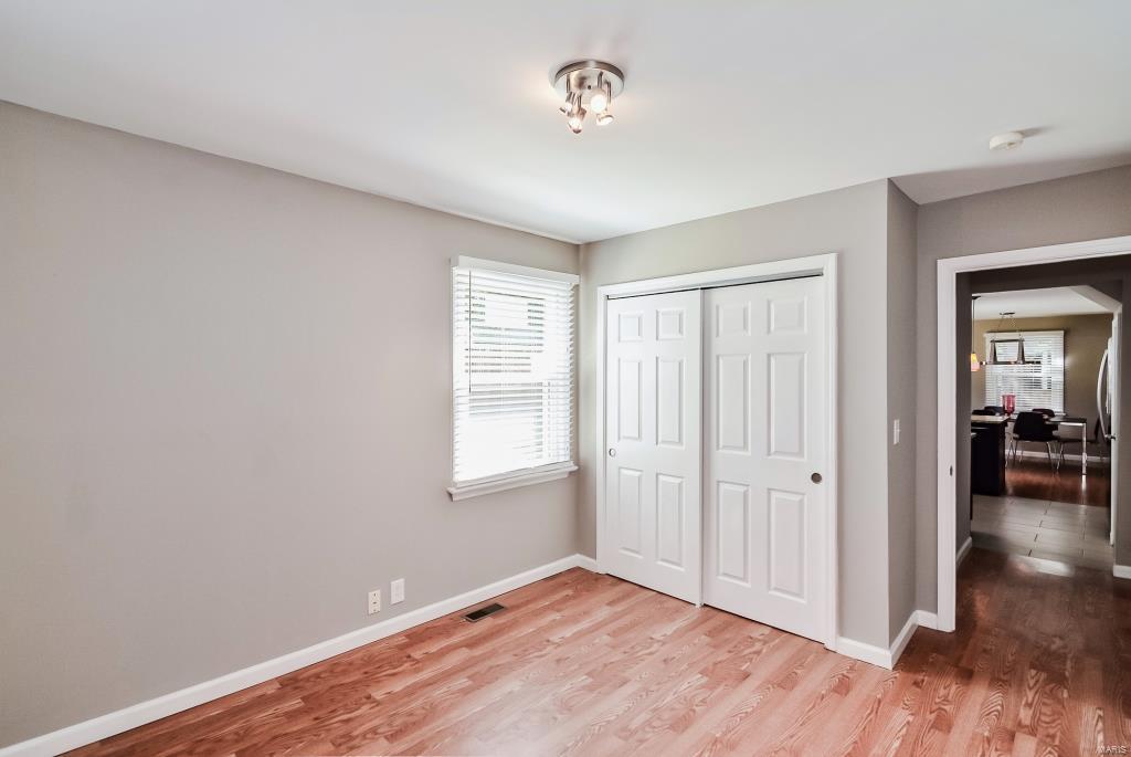 10348 Conway Road Frontenac, MO 63131 - Photo 10 of 23 Gallery Image 10