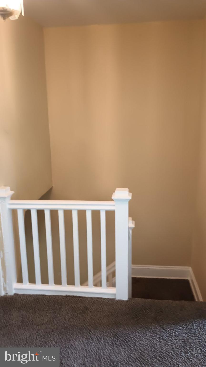 107 South Wickham Road Baltimore, MD 21229 - Photo 6 of 16
