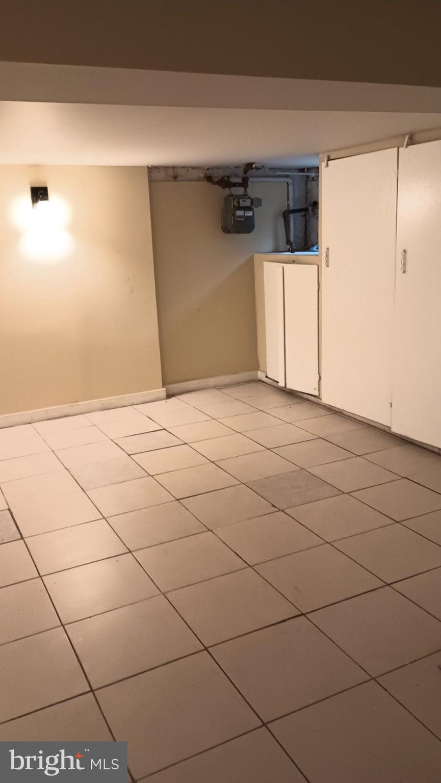 107 South Wickham Road Baltimore, MD 21229 - Photo 8 of 16