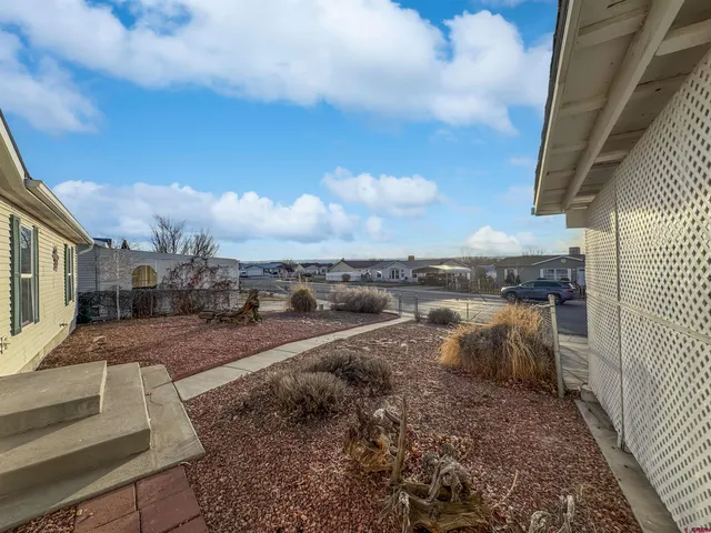$325,000 | 1721 Pioneer Circle, Delta, CO 81416