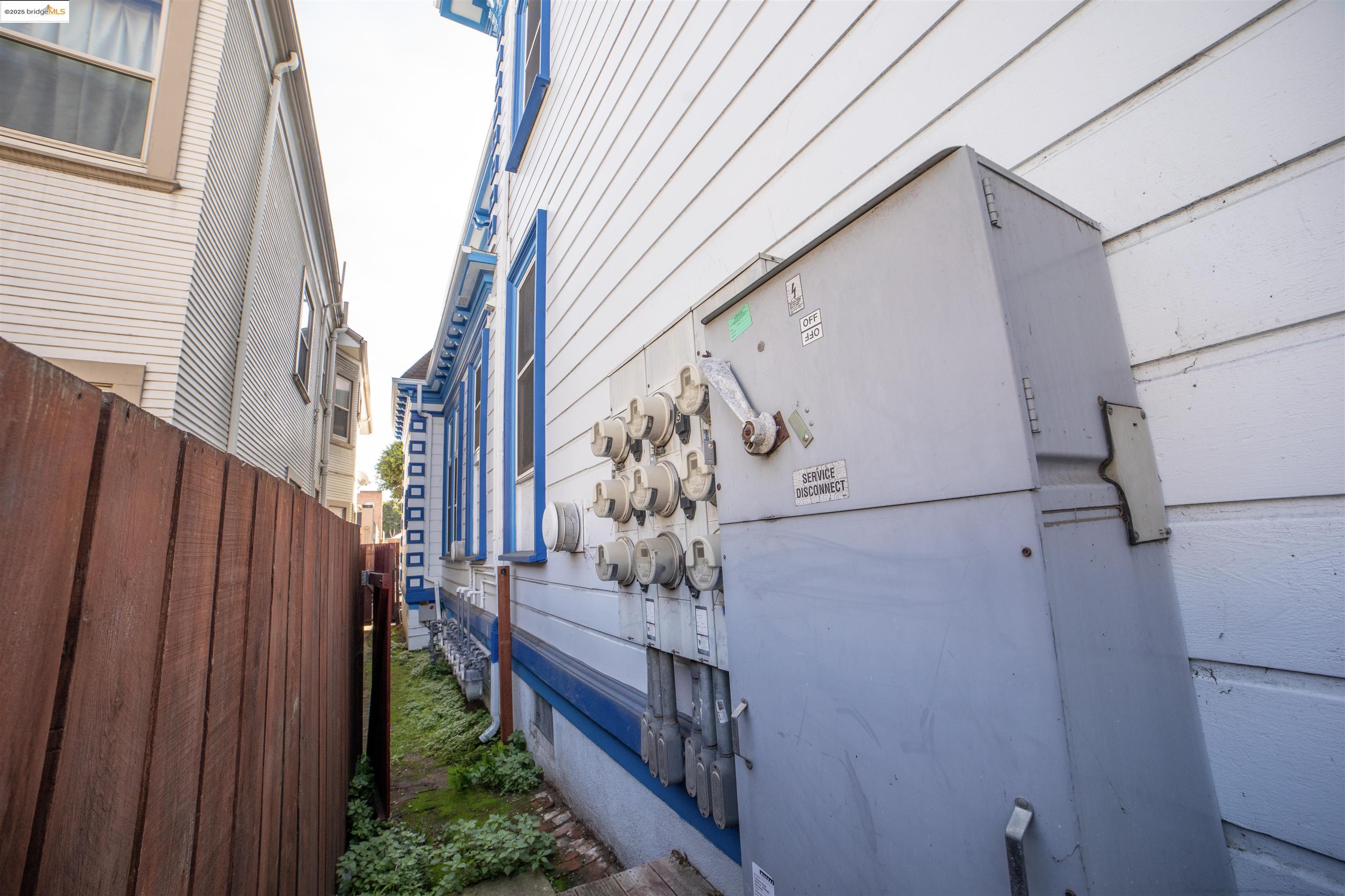 1009 Madison Street Oakland, CA 94607 - Photo 36 of 37