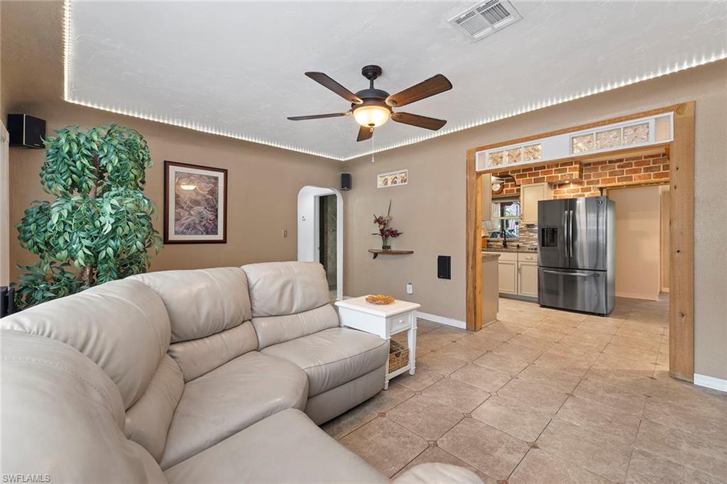 1535 Ransom Street Fort Myers, FL 33901 - Photo 5 of 37 Gallery Image 5