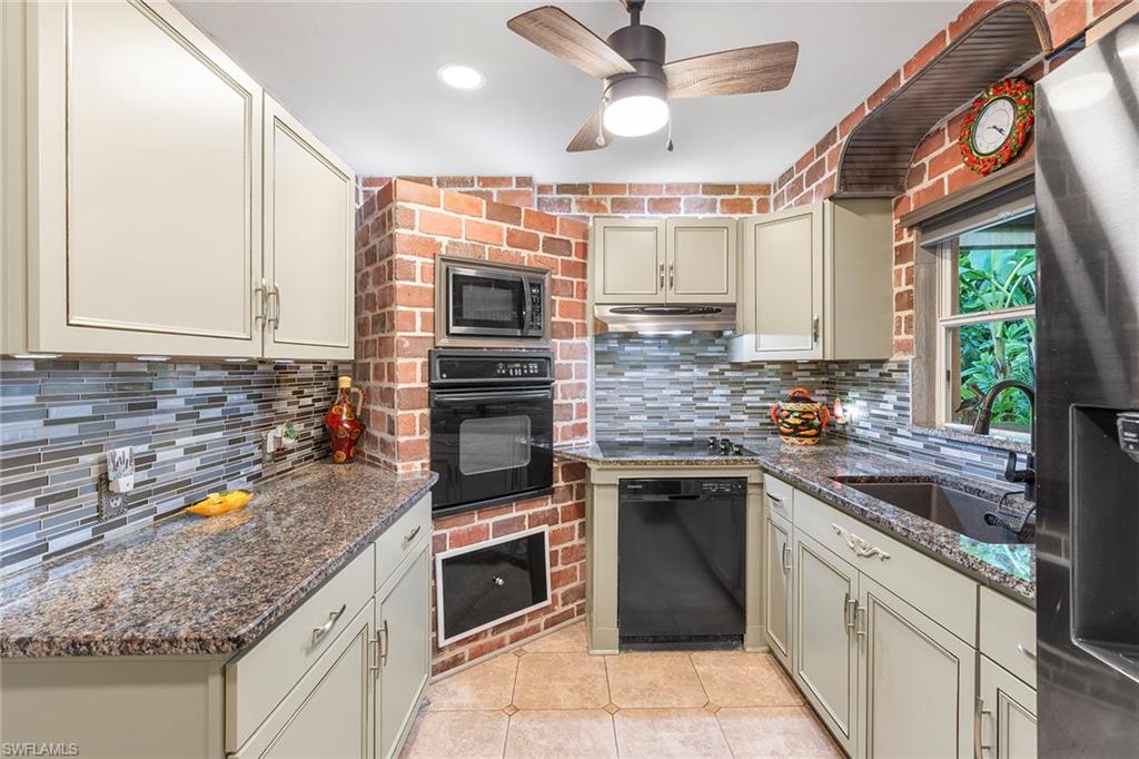 1535 Ransom Street Fort Myers, FL 33901 - Photo 8 of 37 Gallery Image 8