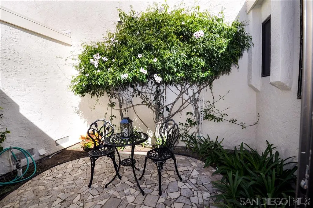 13 Port Of Spain Road Coronado, CA 92118 - Photo 11 of 19 Gallery Image 11
