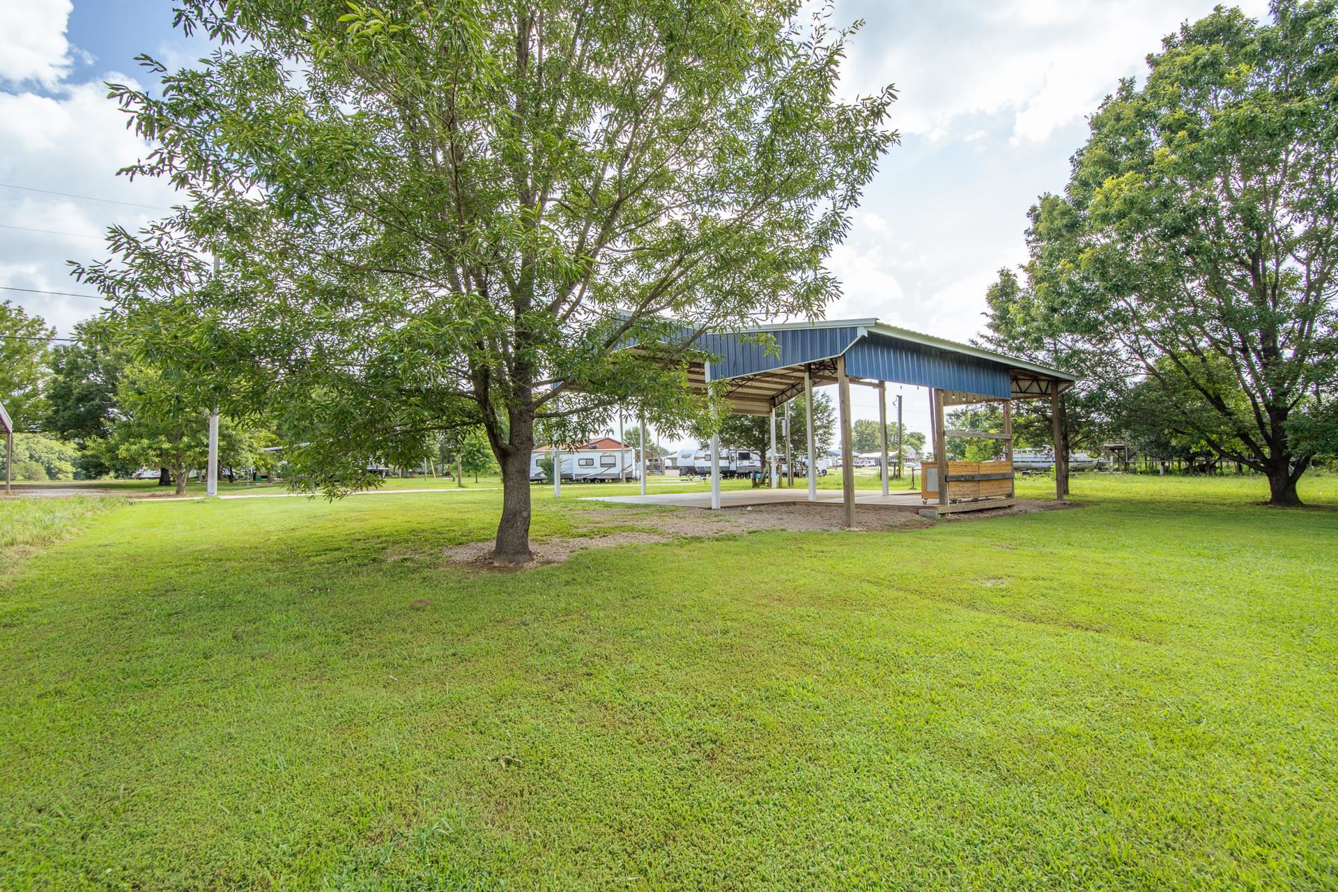 56 Shirley Terry Loop Savannah, TN 38372 - Photo 12 of 17