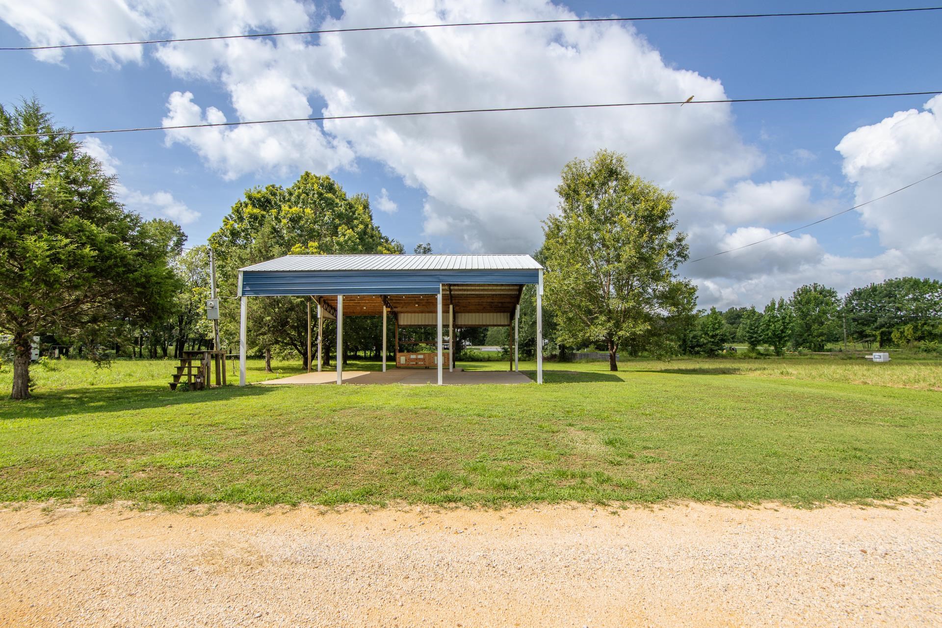 56 Shirley Terry Loop Savannah, TN 38372 - Photo 5 of 17