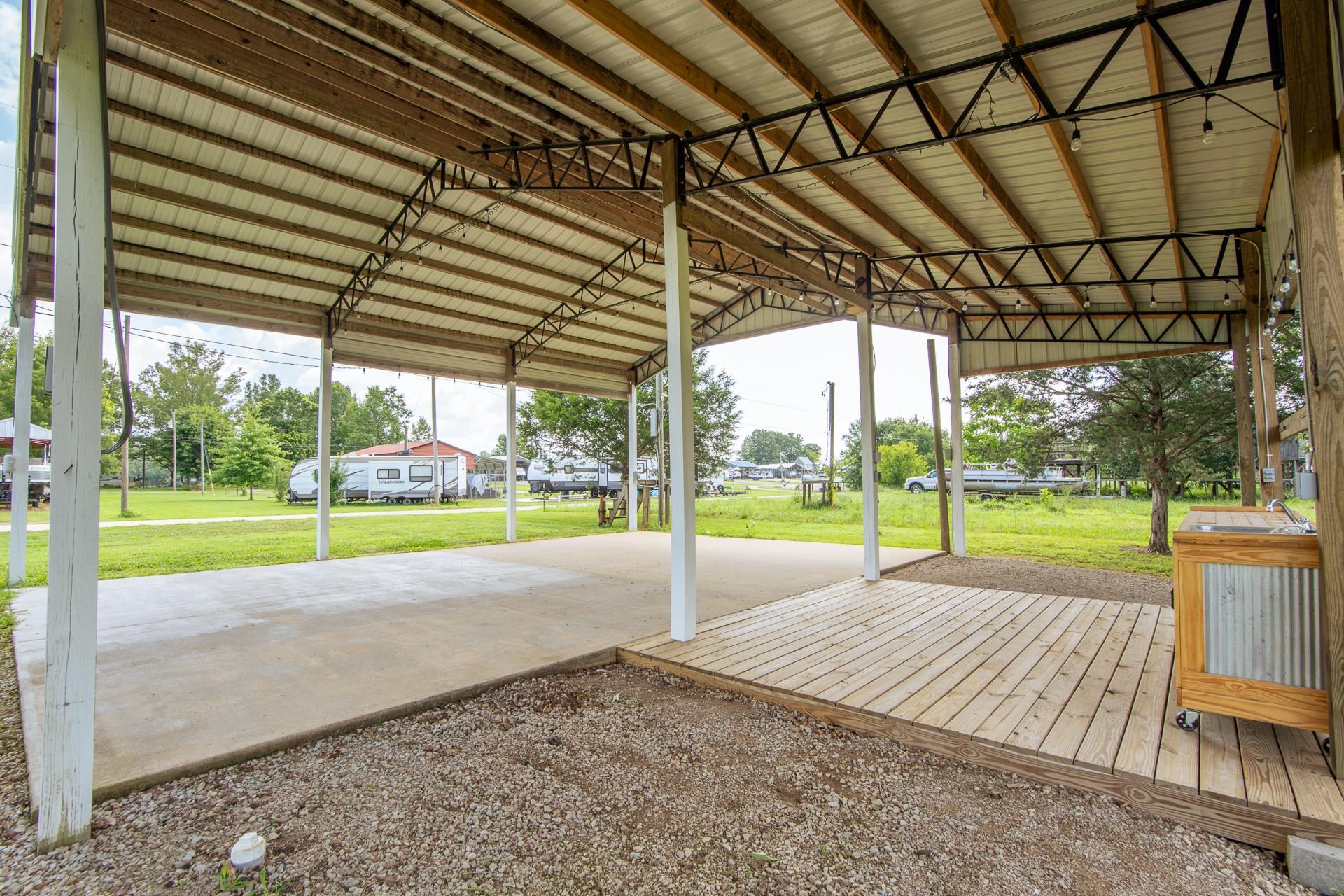56 Shirley Terry Loop Savannah, TN 38372 - Photo 6 of 17