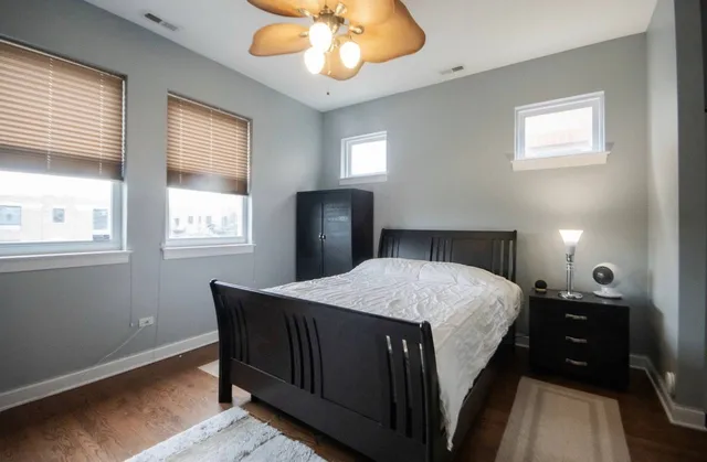 $2,150 | 2154 North Natchez Avenue, Unit 3N, Chicago, IL 60707