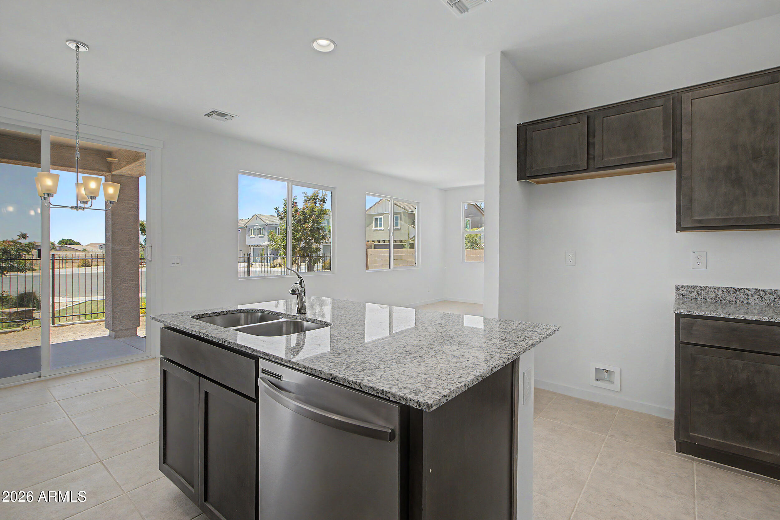 648 South Del Rancho Mesa, AZ 85208 - Photo 32 of 45