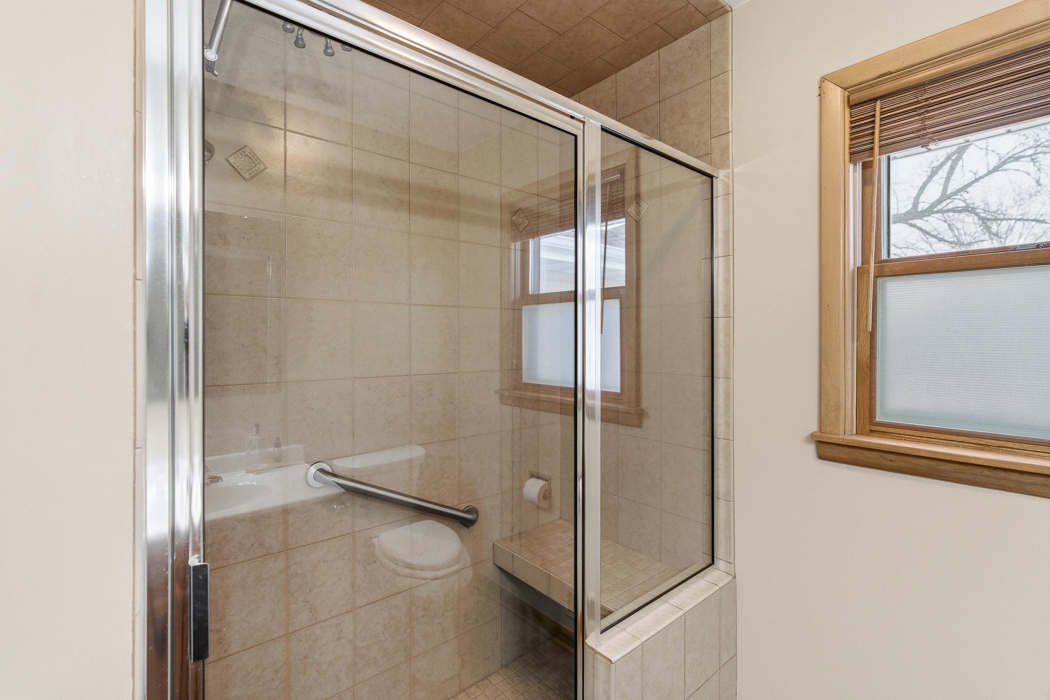 17 Gold Street Minnesota Lake, MN 56068 - Photo 15 of 39