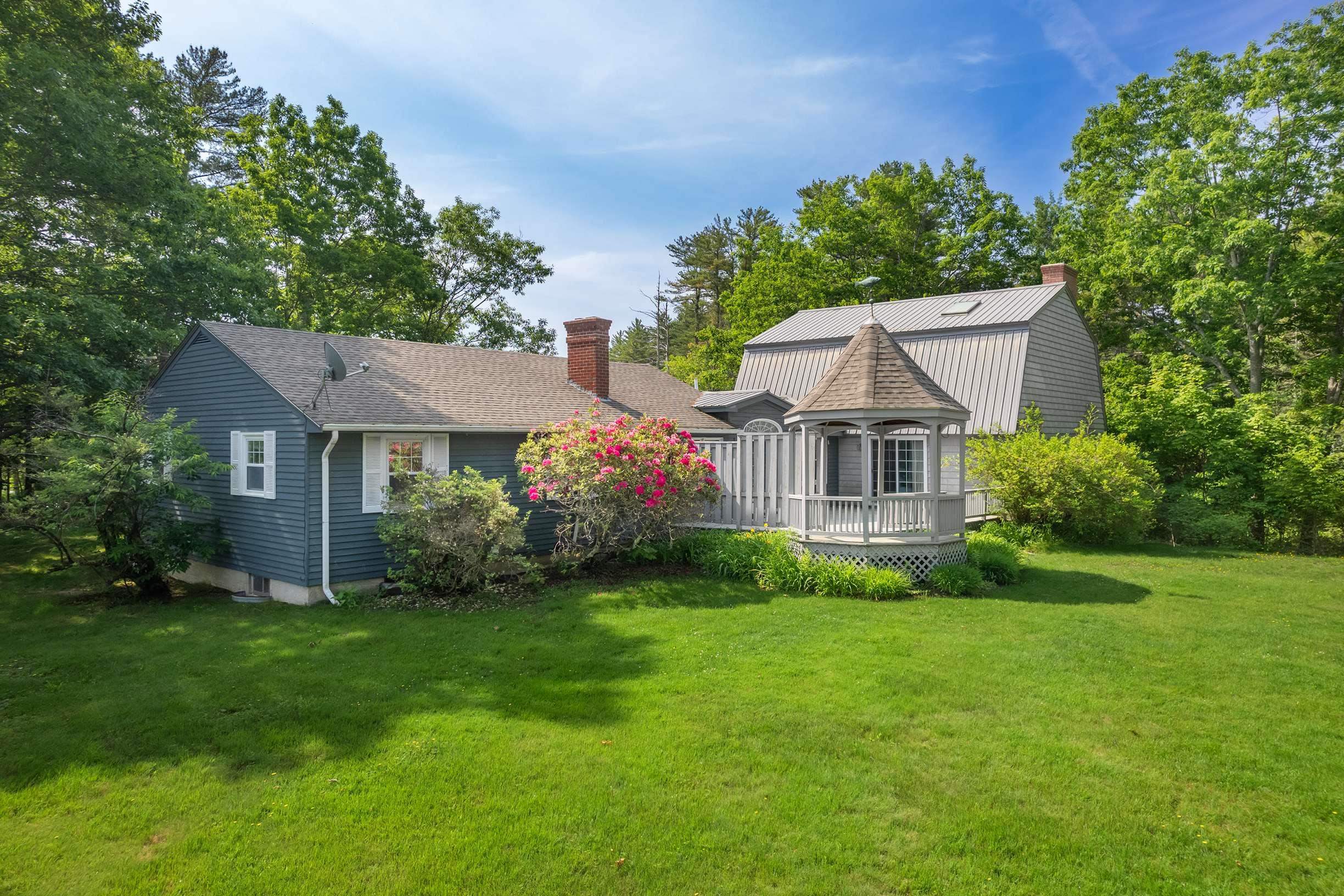 31 Scotland Bridge Road York, ME 03909 - Photo 4 of 33