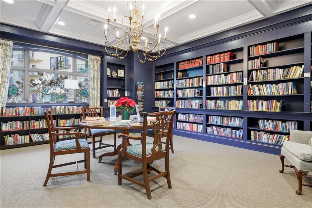 1800 Clairmont Lake, Unit 719 Decatur, GA 30033 - Photo 23 of 33