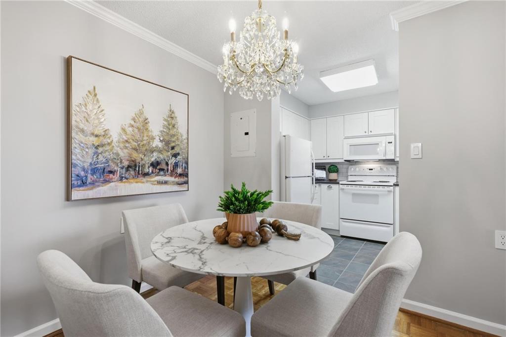 1800 Clairmont Lake, Unit 719 Decatur, GA 30033 - Photo 5 of 33