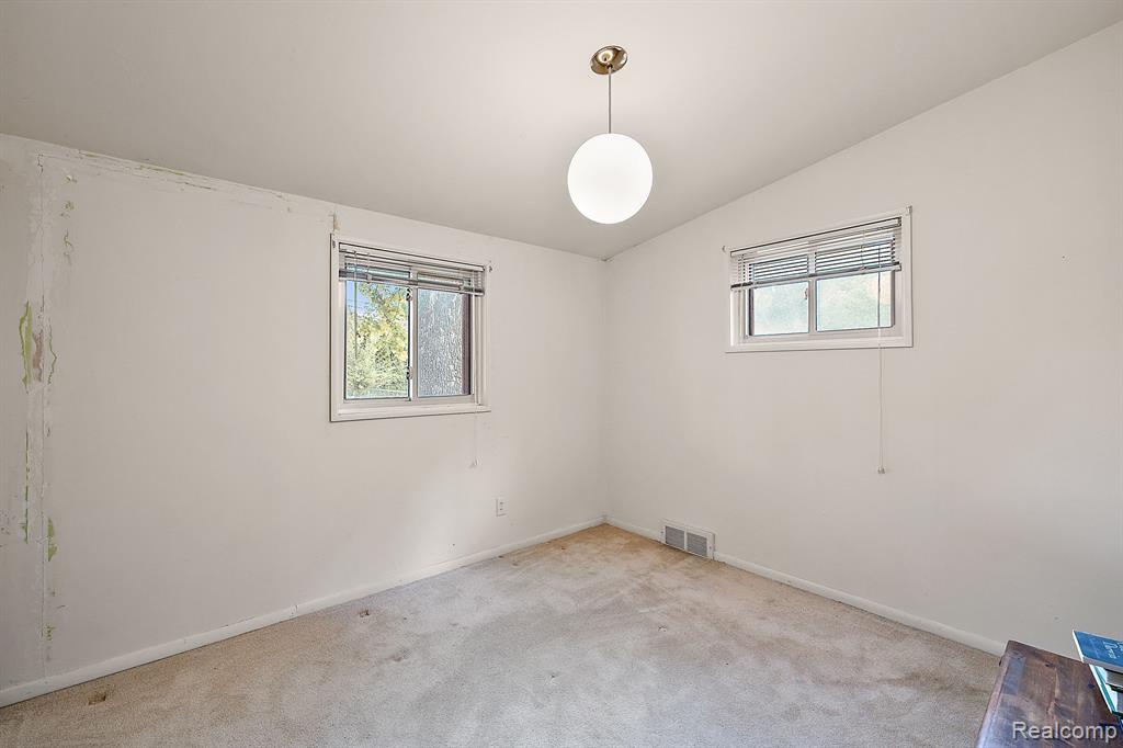 505 Base Line Road Northville, MI 48167 - Photo 20 of 35